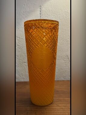 Starbucks orange sunset ombré textured 24 oz tumbler NWT